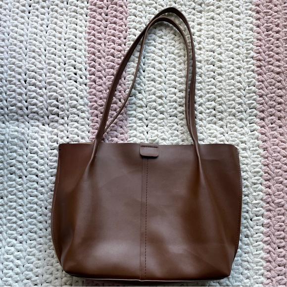 Handbags - Tote Bag
